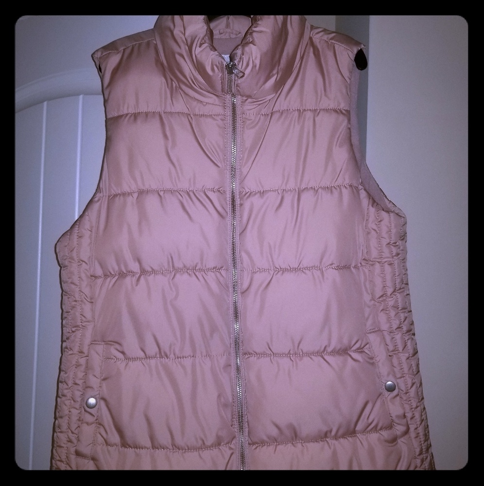 Old navy vest